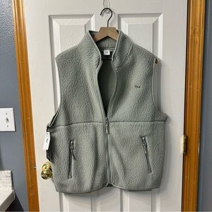 ARITZIA — TNA, NWT Bigfoot Polar Zip Vest